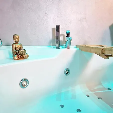 Luxury سيتيمو تورينيزي